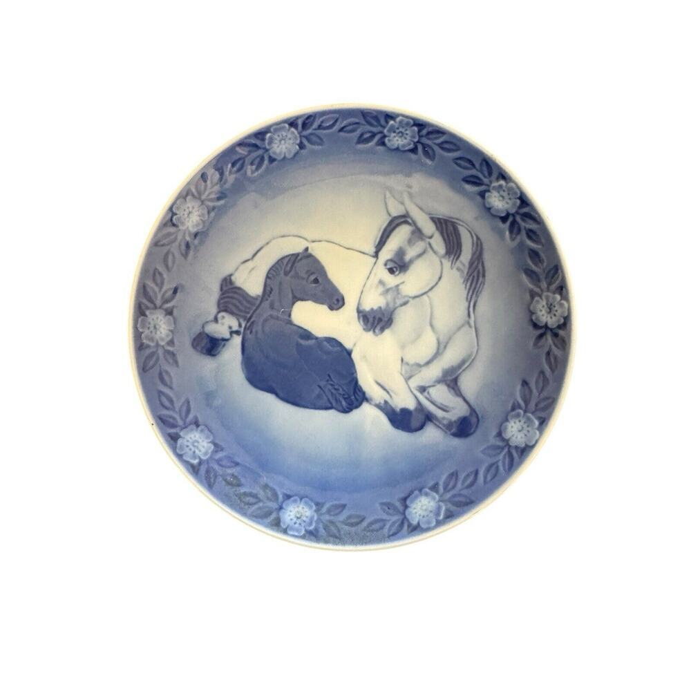 Vtg‎ Royal Copenhagen Sven Vestergaard Plate Mare With Foal Porcelain 1984